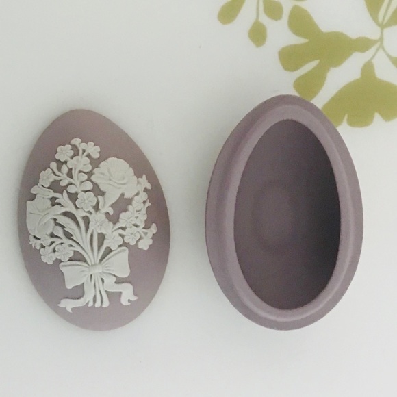 Wedgwood Jasperware Egg in NEW Condition RARE 1980s - Picture 14 of 16